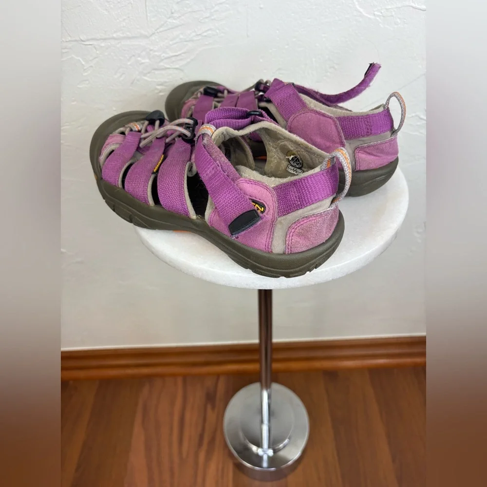 KEEN Girls Waterproof Sandal Shoe Purple Kid Children Outdoor Hiking Camping‎ 4